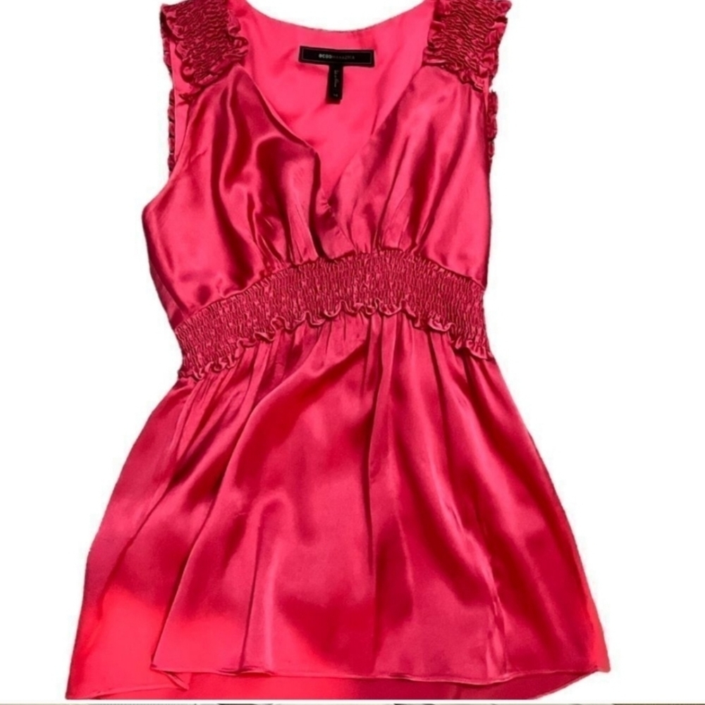 BCBG Maxazria Elegant Coral Sleeveless Top